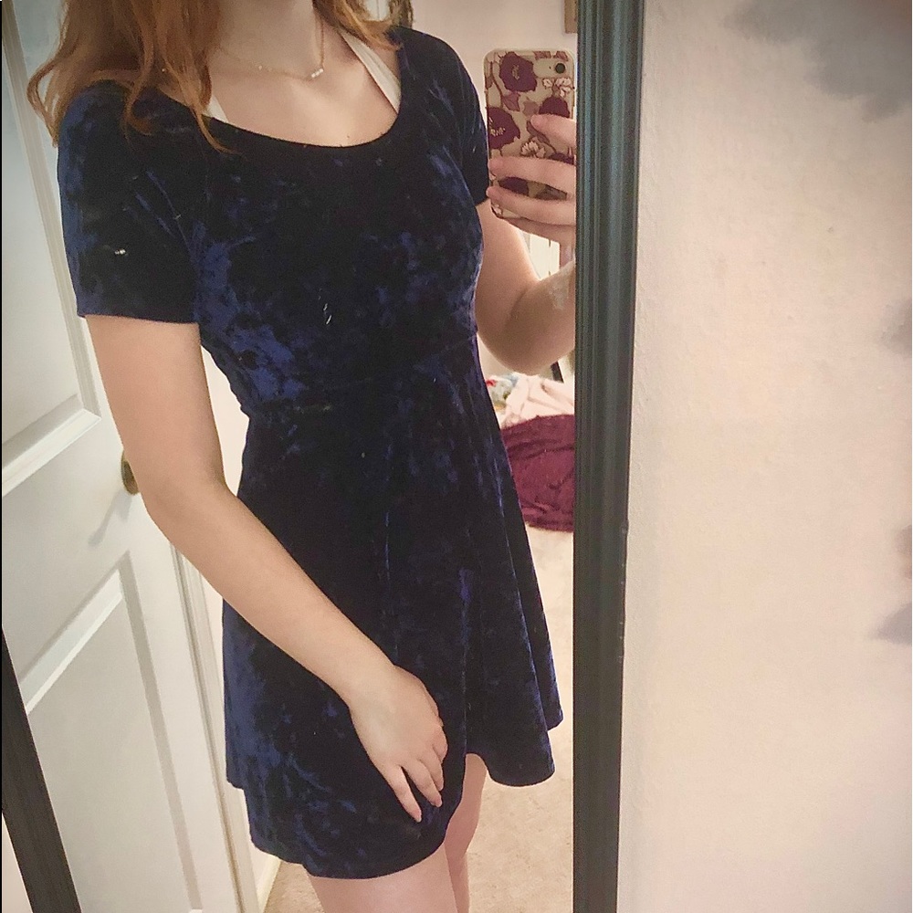 Velvet Dark Blue dress